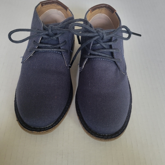 Kenneth Cole Boys Lace Up Shoes(NEW), Blue, US 9 - Picture 3 of 6